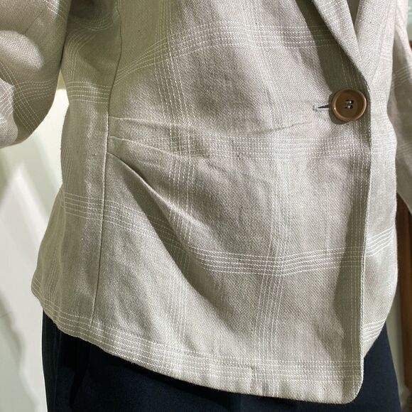 Giorgio Armani Linen Tuxedo Style Jacket - Picture 7 of 16